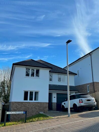 4 Bedroom Detached House To Rent In Foxglove Close, Newton Abbot, Devon, TQ12