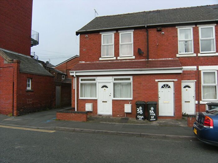 1 Bedroom Studio To Rent In Cook Street, Ellesmere Port, Cheshire., CH65