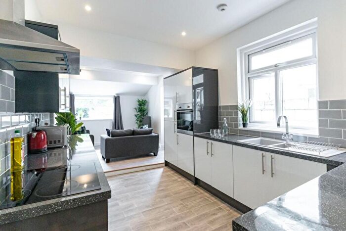 5 Bedroom Terraced House To Rent In Bradford Road, Southsea, Portsmouth, PO5
