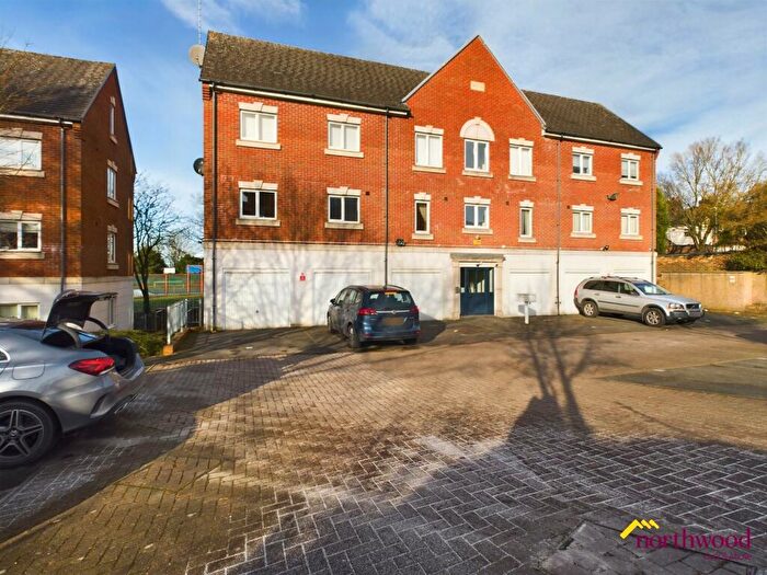 2 Bedroom Flat To Rent In Off Avoca Street, Birches Head, Stoke-on-Trent, ST1