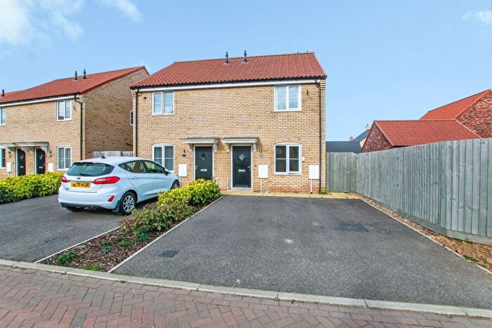 2 Bedroom Semi Detached House For Sale In Mulberry Drove, Holbeach, Spalding, PE12