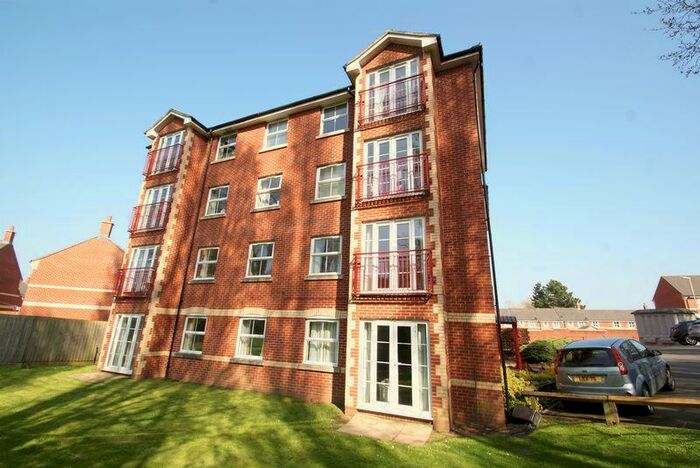 2 Bedroom Flat To Rent In Greyfriars Road, Exeter, EX4