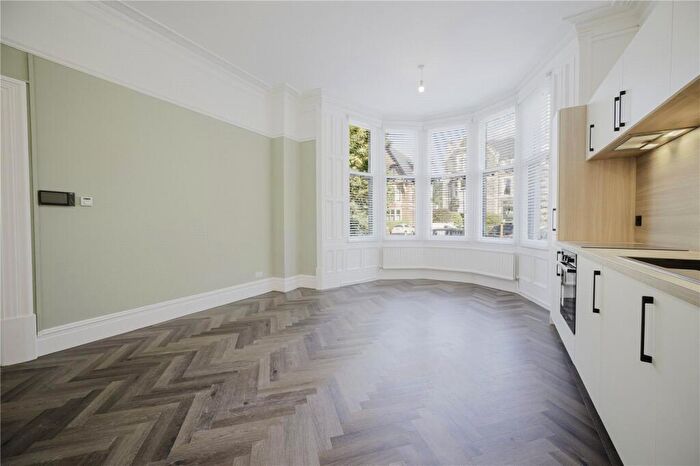 1 Bedroom Apartment To Rent In Cathedral Road, Pontcanna, Cardiff, CF11
