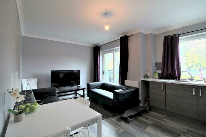 4 Bedroom Private Hall To Rent In Chelsea Mews, Lancaster, LA1