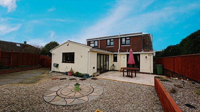 4 Bedroom Detached House For Sale In School Road, Frampton Cotterell, Bristol, BS36