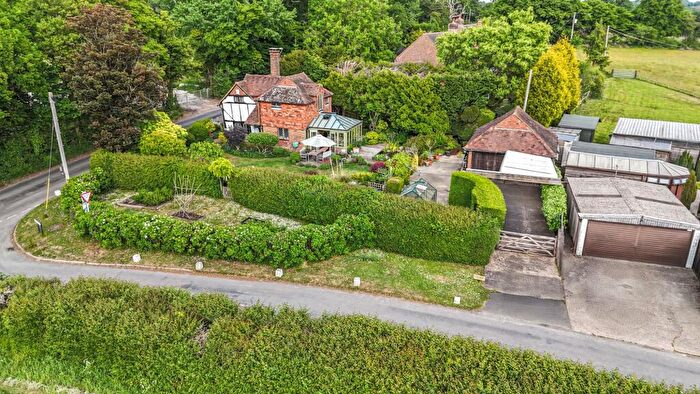 3 Bedroom Detached House For Sale In Capel Road, Rusper, RH12