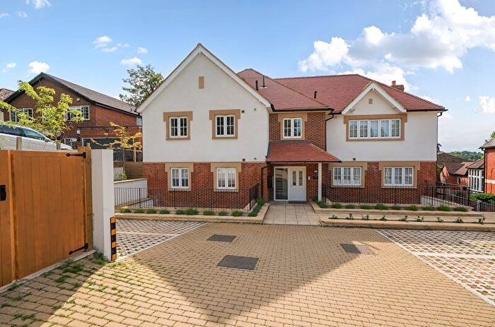 2 Bedroom Flat To Rent In Selcroft Road, Purley, CR8