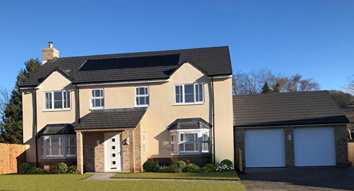 4 Bedroom Detached House For Sale In Lealands Gate, Lea, Ross-on-Wye, Herefordshire, HR9