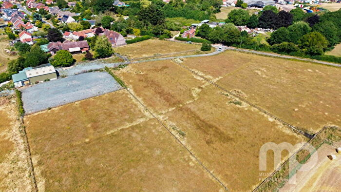 3 Bedroom Detached Bungalow For Sale In Chapel Road, Bunwell, NR16