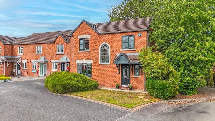 3 Bedroom Link Detached House For Sale In Rickyard Close, Polesworth, Tamworth, Warwickshire, B78