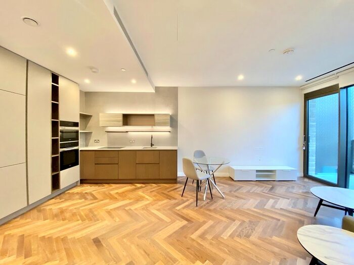 1 Bedroom Flat To Rent In Hampton House, Kings Road Park, Fulham, SW6