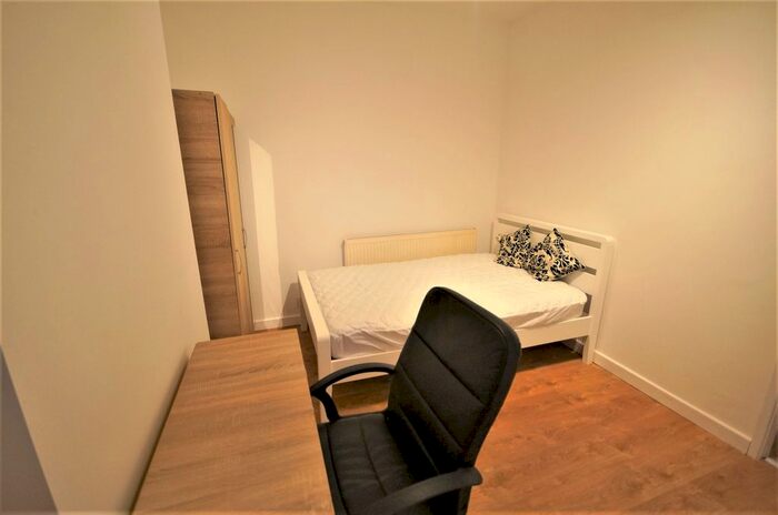 4 Bedroom Terraced House To Rent In Bolingbroke Road, Coventry, CV3