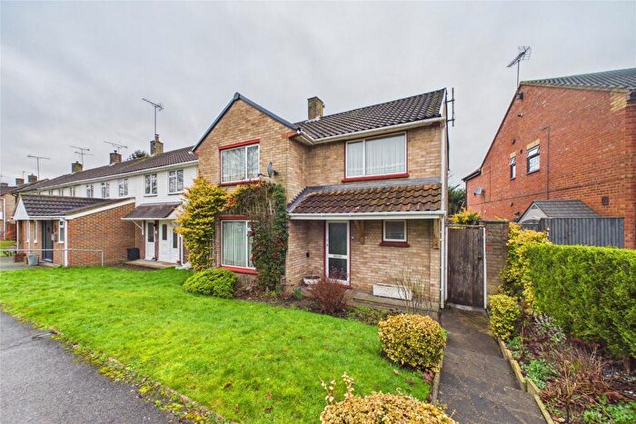 4 Bedroom End Of Terrace House For Sale In Ralphs Ride, Bracknell, Berkshire, RG12