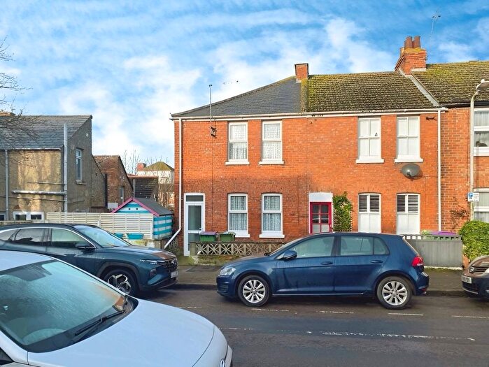 2 Bedroom End Of Terrace House To Rent In Southbourne Road, Folkestone, CT19