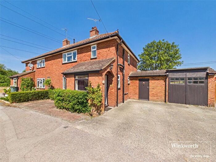 3 Bedroom Semi-Detached House For Sale In Hawthorn Cottages, Pump Lane, Grazeley, Reading, RG7