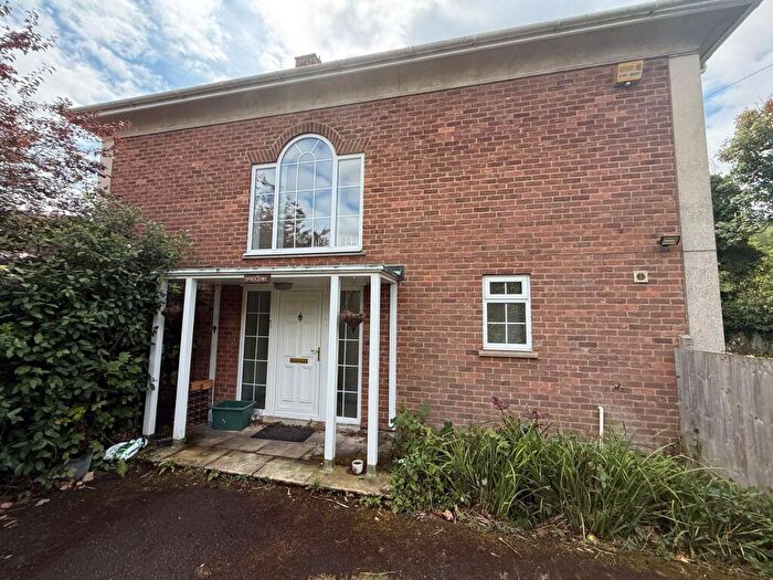 3 Bedroom Detached House To Rent In Matson Lane, Matson, GL4