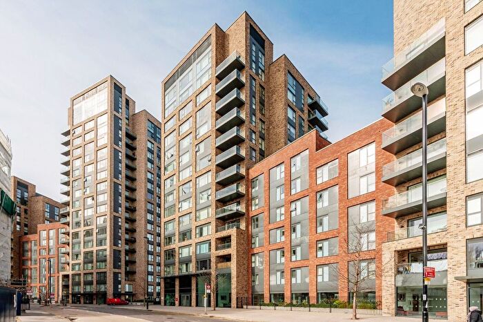 2 Bedroom Flat For Sale In Santina Apartments, East Croydon, Croydon, CR0