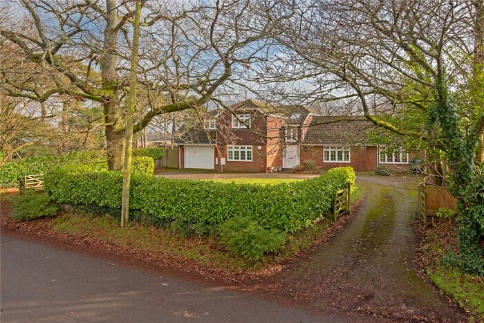 5 Bedroom Detached House For Sale In Hattingley Road, Medstead, Alton, Hampshire, GU34