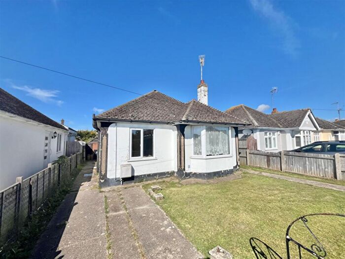 2 Bedroom Detached Bungalow For Sale In Balmoral Avenue, Clacton-On-Sea, Essex, CO15