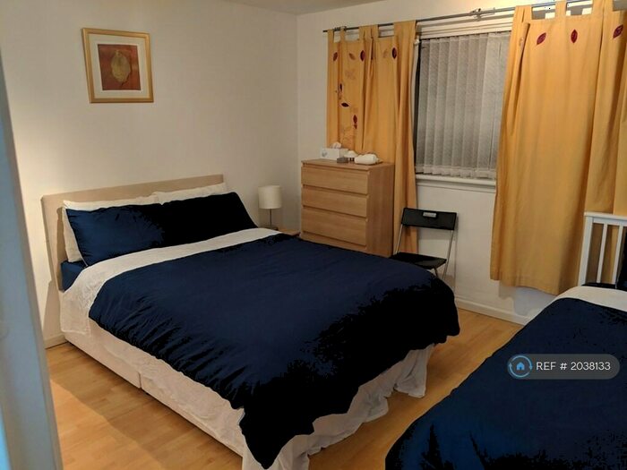 1 Bedroom Flat To Rent In St. Peters Path, Glasgow, G4
