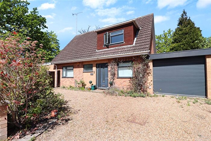 4 Bedroom Detached House For Sale In Woking, Surrey, GU22