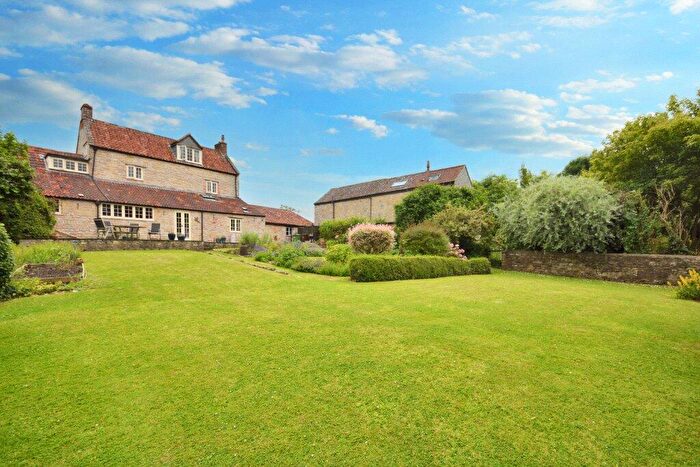 4 Bedroom Detached House For Sale In Northtown Lane, North Wootton, Somerset, BA4