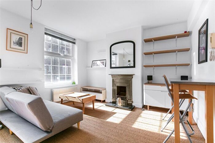 1 Bedroom Apartment To Rent In Wentworth Street, Spitalfields, London, E1