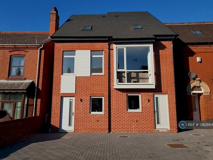 4 Bedroom Semi-Detached House To Rent In Ashby Road, Donisthorpe, DE12