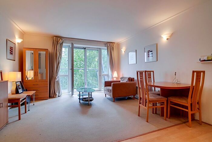 1 Bedroom Flat To Rent In Naxos Building, Hutchings Street, London, E14