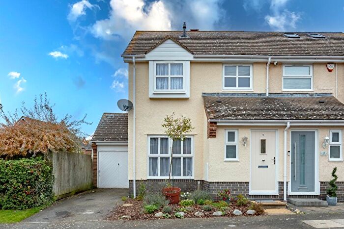 3 Bedroom Semi-Detached House For Sale In Great Paxton, St. Neots, Cambridgeshire, PE19