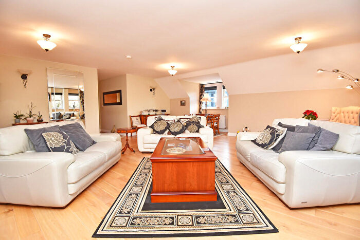 2 Bedroom Apartment For Sale In The Penthouse, Portland Crescent, Harrogate, HG1