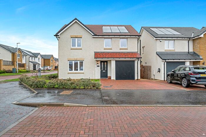 4 Bedroom Detached House For Sale In Curlew Way, Inverkeithing, KY11