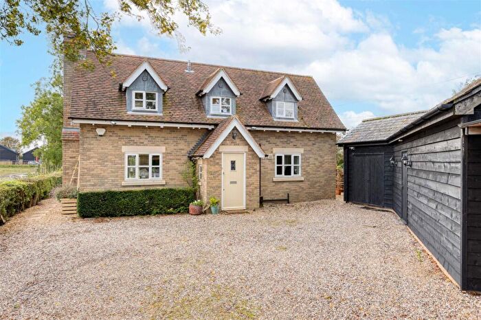 3 Bedroom Detached House To Rent In Hinxworth, SG7