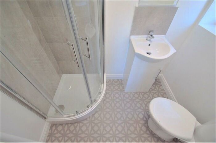 6 Bedroom Detached House To Rent In Cheshire Close, Coventry, CV3