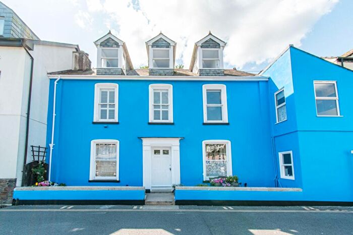 1 Bedroom Flat For Sale In The Quay, West Looe, PL13