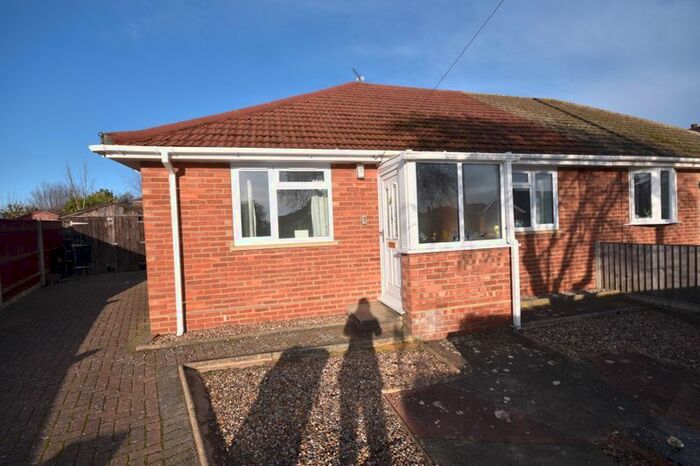 3 Bedroom Semi-Detached Bungalow To Rent In Moore Avenue, Sprowston, Norwich, NR6