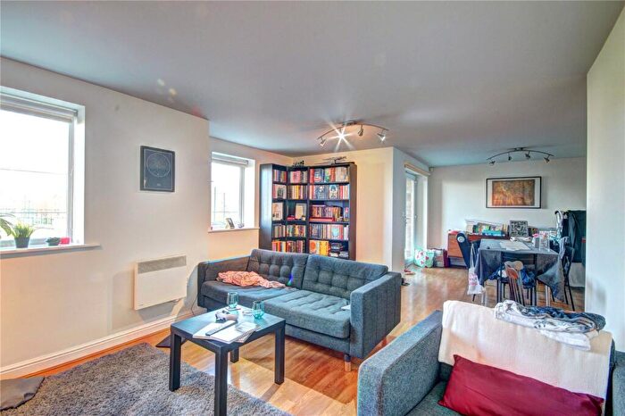 2 Bedroom Apartment To Rent In Knightsbridge Court, Gosforth, Newcastle Upon Tyne, NE3