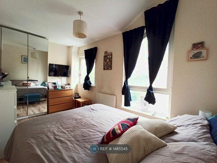 4 Bedroom Terraced House To Rent In Cyclops Mews, London, E14