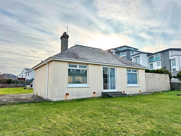 2 Bedroom Detached Bungalow To Rent In Bonython Road, Newquay, TR7