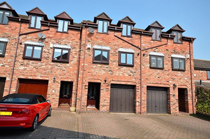 3 Bedroom Town House To Rent In Cyril Bell Close, Lymm, WA13