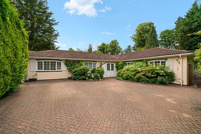 5 Bedroom Detached Bungalow To Rent In Earleswood, Cobham, KT11