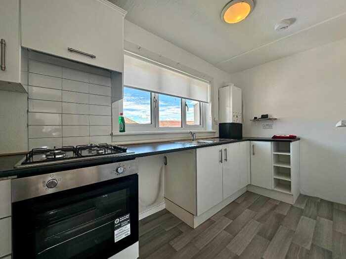 1 Bedroom Flat To Rent In Brown Walk, Irvine, North Ayrshire, KA12