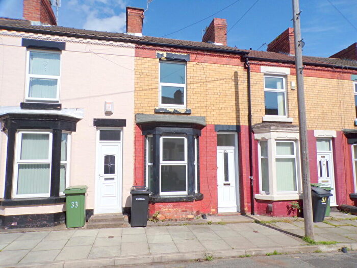 2 Bedroom House To Rent In Moorland Road, Tranmere, CH42