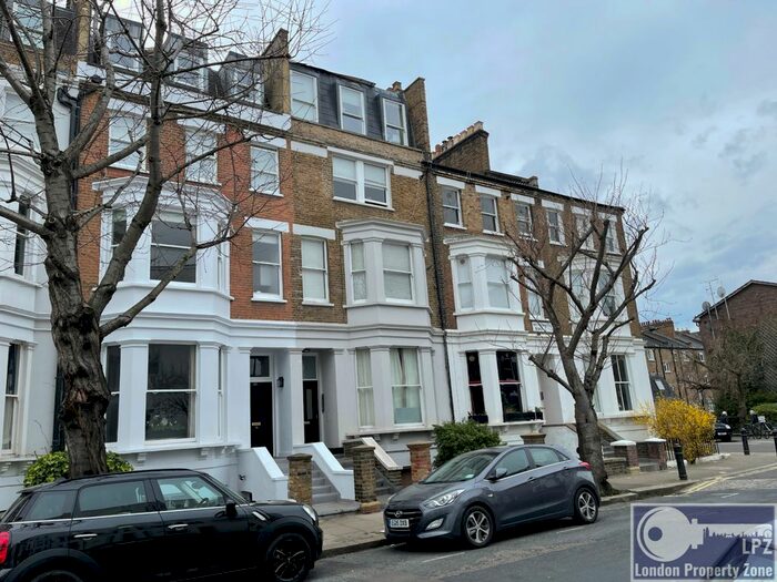 Studio To Rent In Netherwood Road, Brook Green, W14