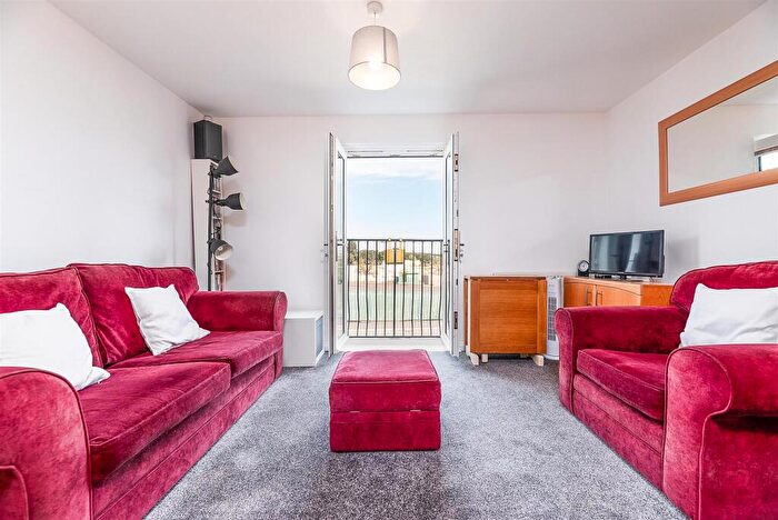 2 Bedroom Apartment For Sale In Munnmoore Close, Kegworth, Derby, DE74