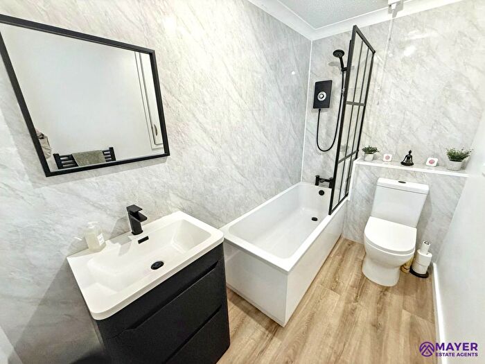 2 Bedroom Terraced House For Sale In Barnfield Drive, Plymouth, PL7