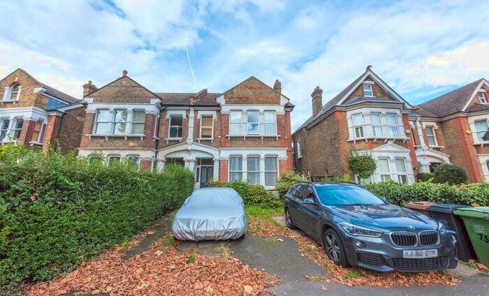 Property To Rent In Ground Floor Flat, Canadian Avenue, London, SE6