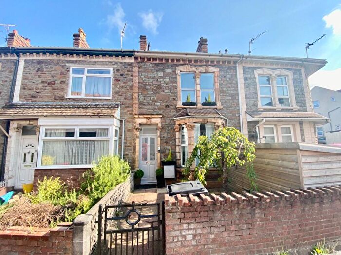 3 Bedroom Terraced House To Rent In Hudds Vale Road, St George, Bristol, BS5