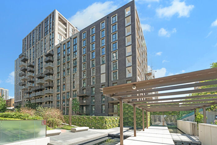 2 Bedroom Flat To Rent In Merino Gardens, London Dock, E1W