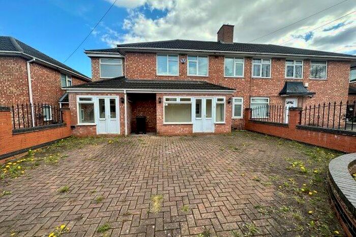 3 Bedroom Property To Rent In Lea Village, Birmingham, B33